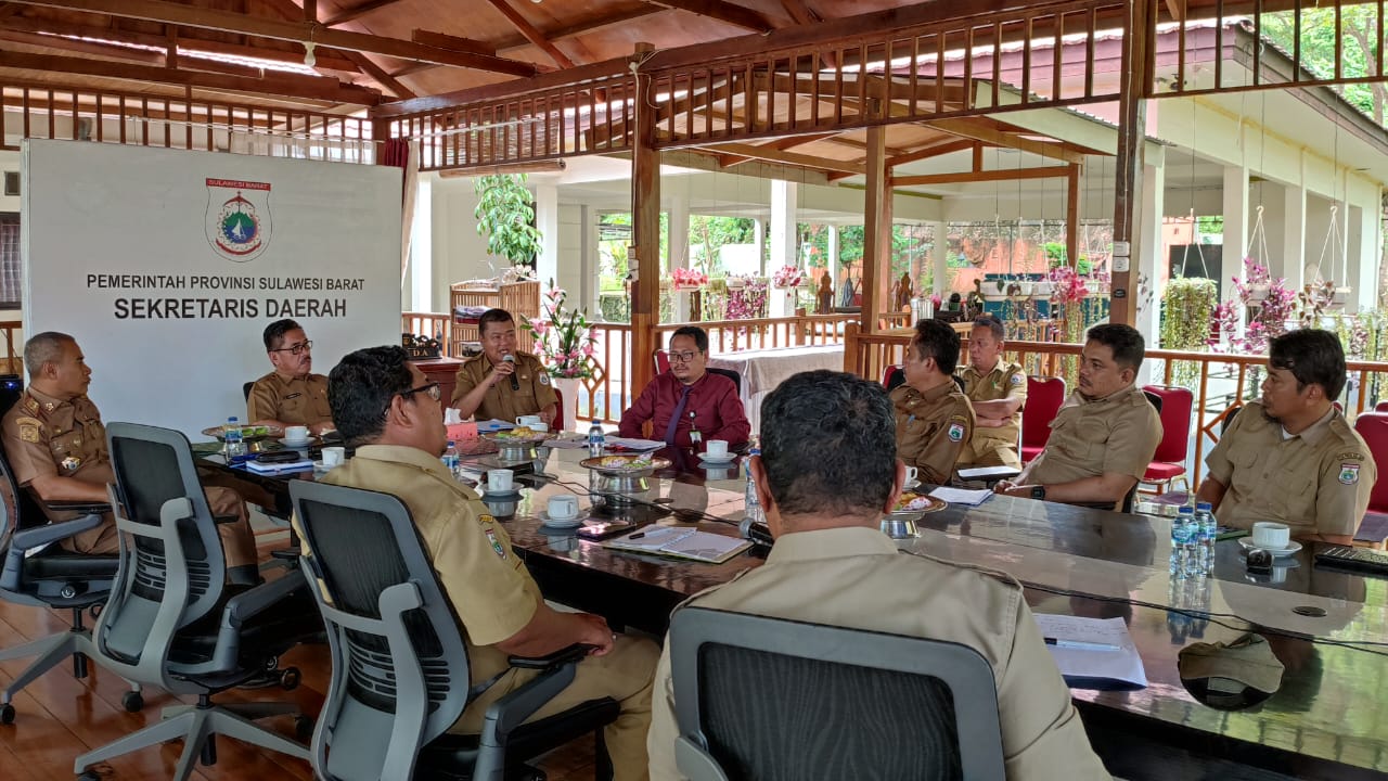 Sepanjang Pesisir Pantai Sulbar Bakal Ditanami 1,2 Juta Pohon Magrove