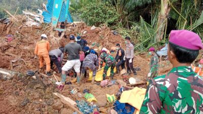 Update Longsor di Serasan, Natuna: 32 Korban Meninggal, Puluhan Orang Belum Ditemukan