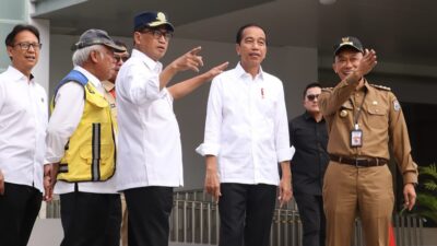 Rekonstruksi Pascagempa di Sulbar, Jokowi: Kurang Gedung DPRD dan Masjid Syuhada